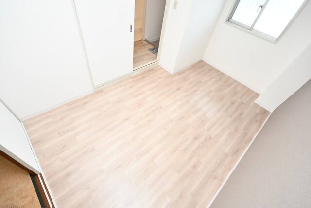 物件内観写真5　(洋室)