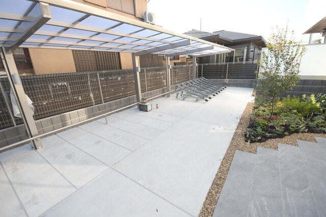 物件外観写真6　(駐輪場)