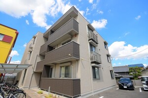 ファミール光善寺外観写真