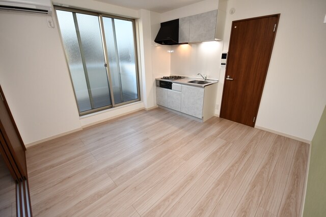 物件内観写真6　(洋室)