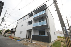 AVANTIO寝屋川市駅外観写真