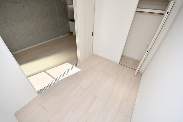 物件内観写真14　(洋室)