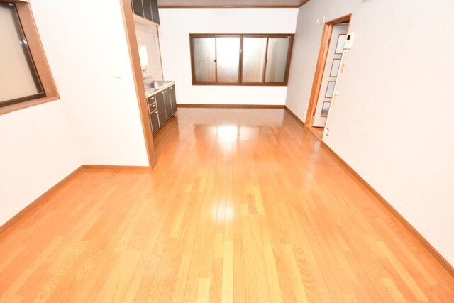 物件内観写真10　(リビング)