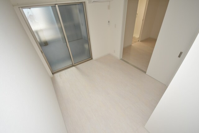 物件内観写真13　(洋室)