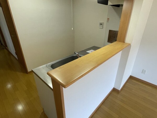 内装他(カウンターキッチン)