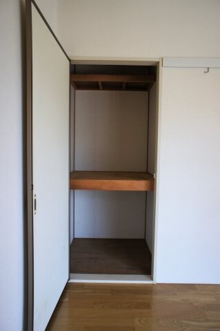 物件内観写真8　(大きなものも収納できそうです)