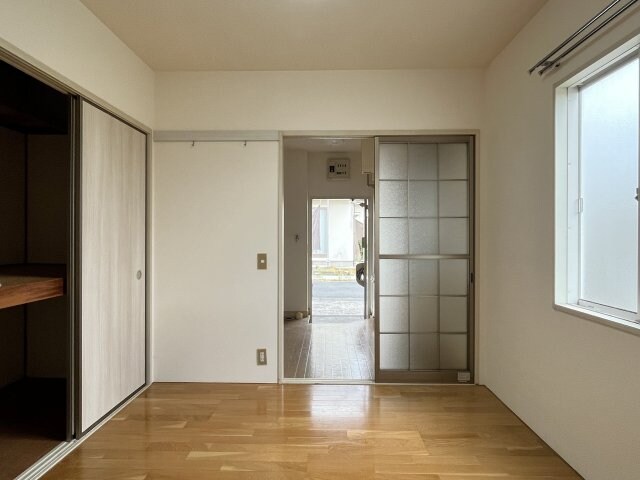 物件内観写真9　(きれいな内装です)