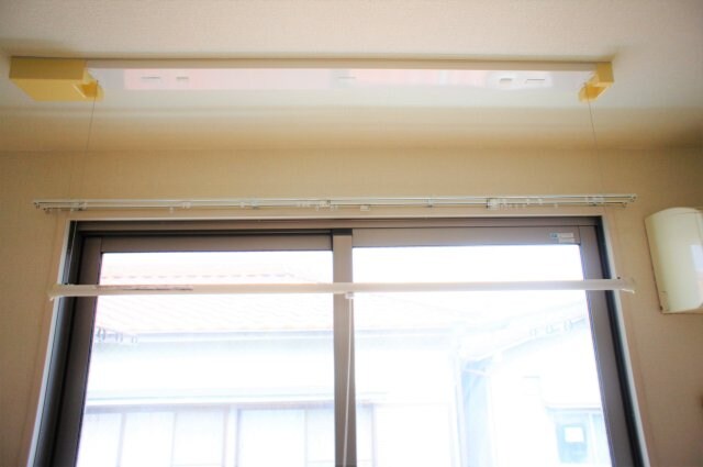 物件内観写真19　(室内物干)