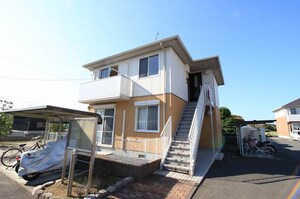 コンフォールハイムE棟外観写真