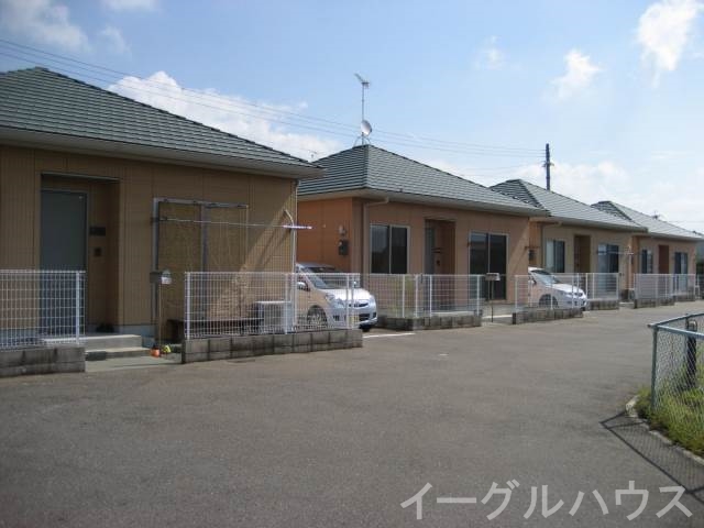 ライズヴィレッジ甘木　D棟