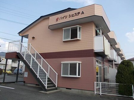 ハイツシェステA外観写真