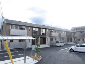 ドエル古賀弐番館外観写真