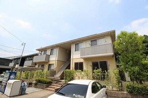 シャーメゾンA棟外観写真