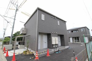 バローニB棟外観写真