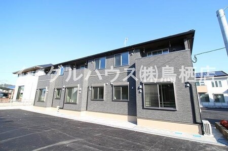 リンデンハウスⅢ外観写真