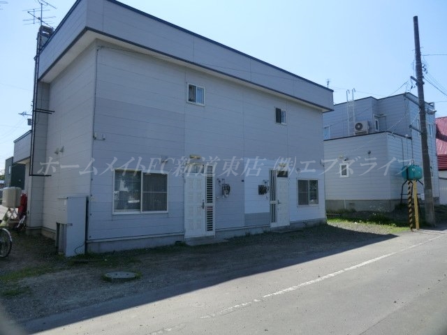 一棟二戸建て　東苗穂10-3