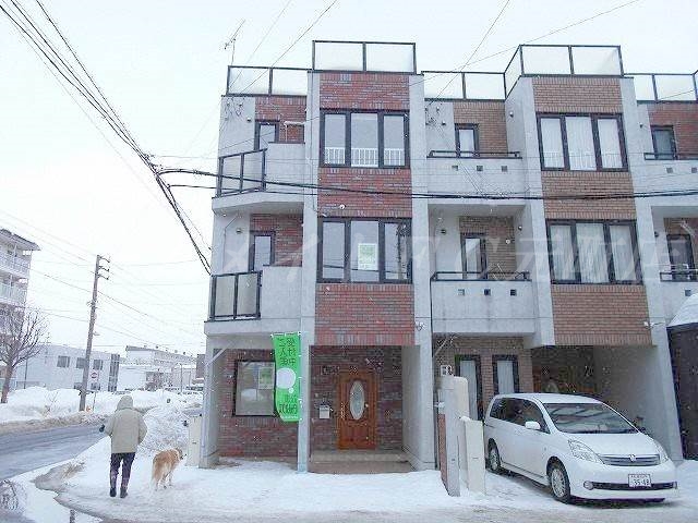 東区伏古　住宅１号室
