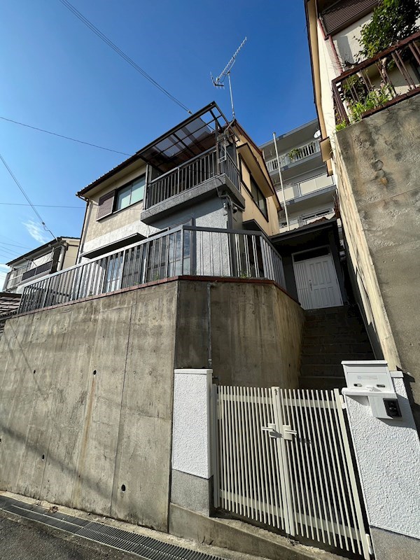 大久保町谷八木戸建