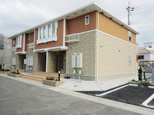 ルミエール伊川