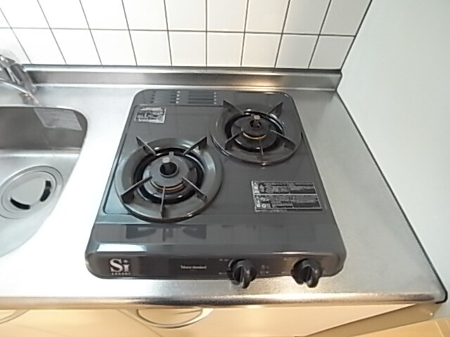 物件内観写真14　(２口システムキッチンです。)