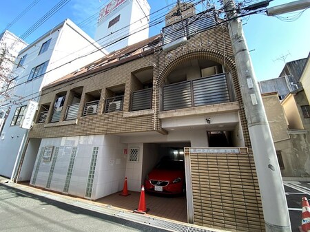 坂口ポートハイツ外観写真