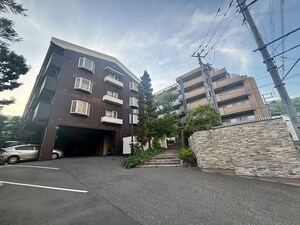 エクセレント諏訪山外観写真