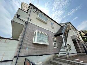 ハイツ山村外観写真