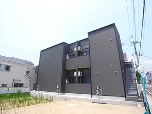 Midway　hill板宿sta外観写真