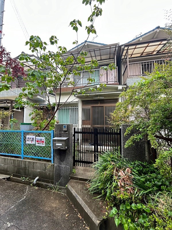 垂水区塩屋町５丁目2-3戸建