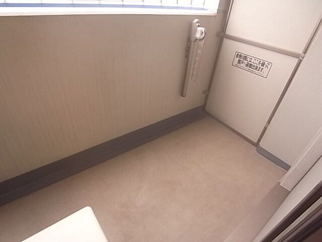 物件内観写真8　(日当たり良く（南東向）奥行きも広いですよ)