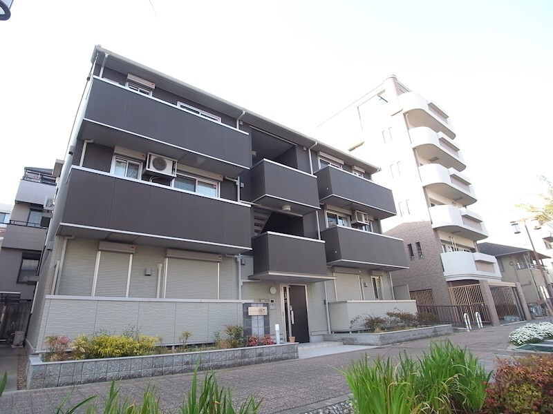 物件外観写真1　(とても良い住環境です☆)