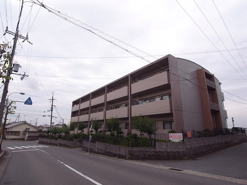 レイクサイドコート
