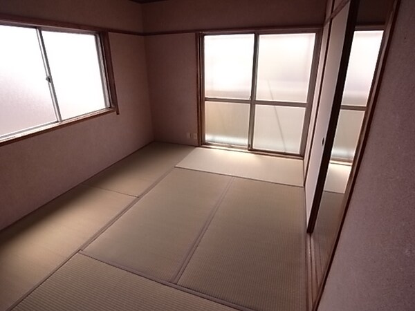 ベッドルーム