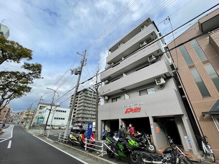 フリックコート下沢外観写真