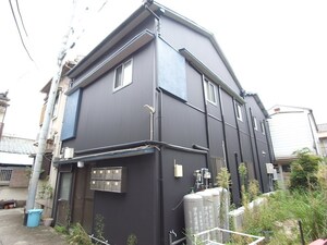 腕塚町シェアハウス一棟貸外観写真
