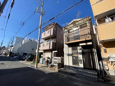 友田町貸家外観写真
