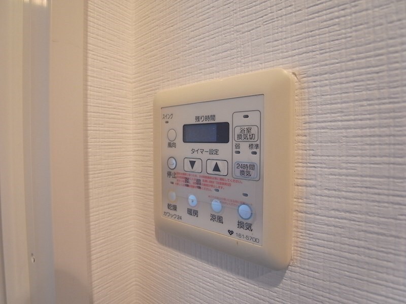 物件内観写真12　(浴室乾燥機)