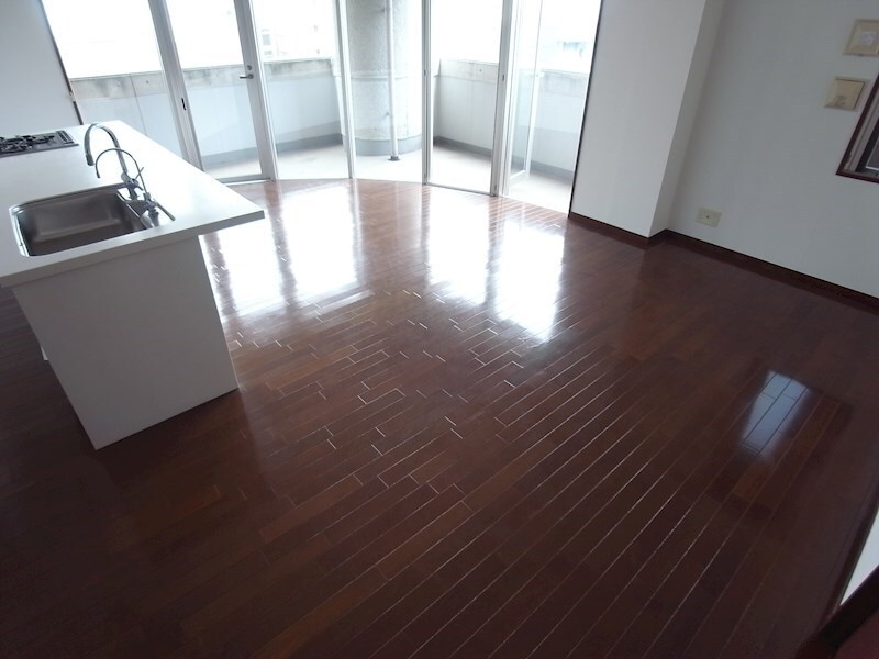 物件内観写真19　(リビング（2）)