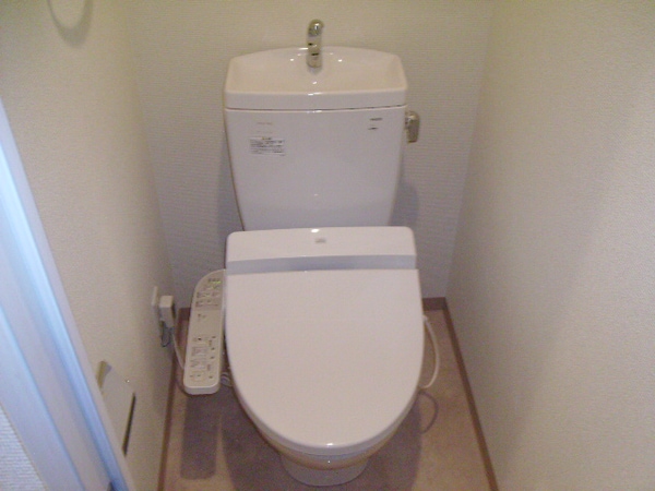 トイレ(ウォシュレット付きトイレです)