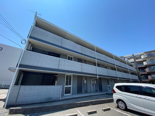 オーセンティックスクエア大久保