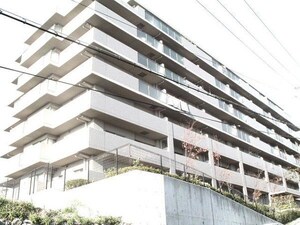 ロイヤルアーク明石外観写真