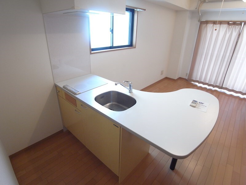 物件内観写真3　(使いやすいキッチン)