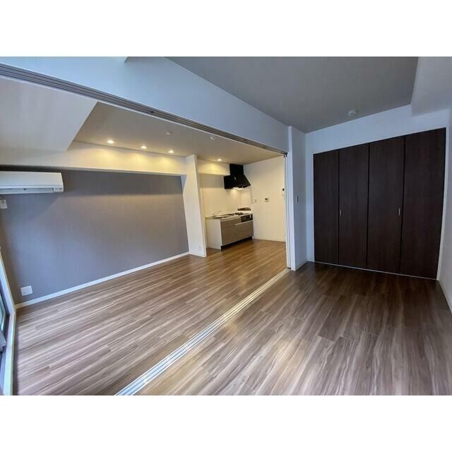 物件内観写真13　(洋室)