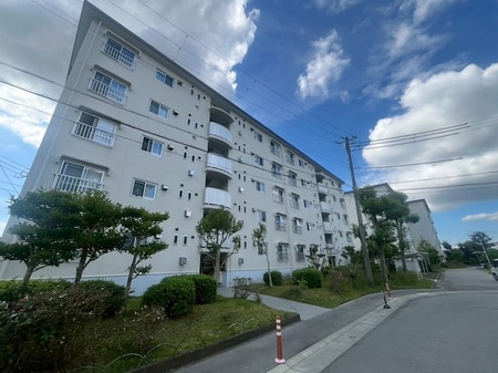 ひよどり台３団地10号棟外観写真