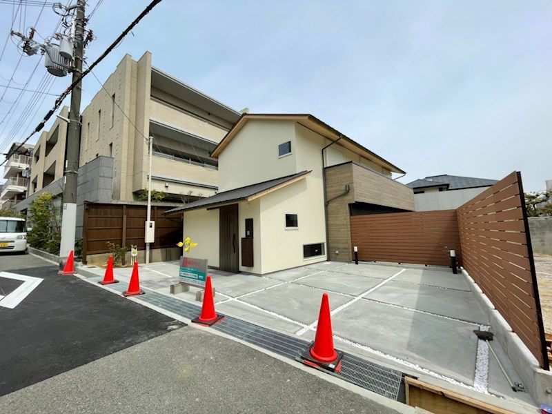 芦屋市月若町貸家