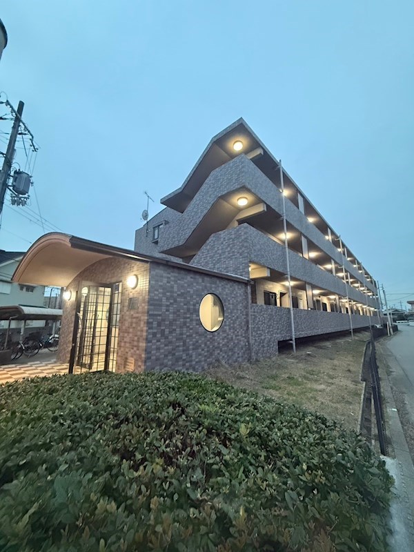 リーガルハウス竜が岡