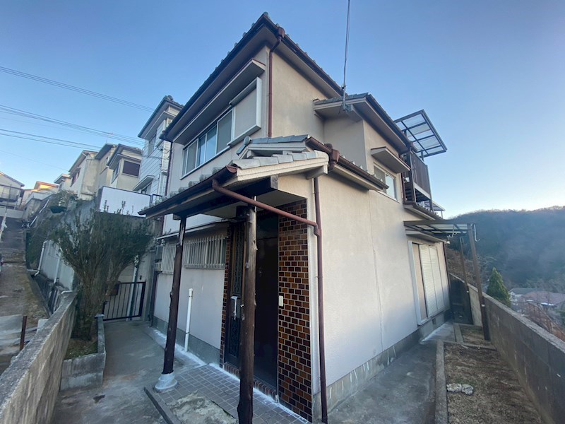 鈴蘭台南町７丁目11-33　貸家
