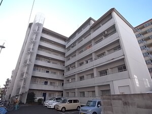 サンハイツ本山外観写真