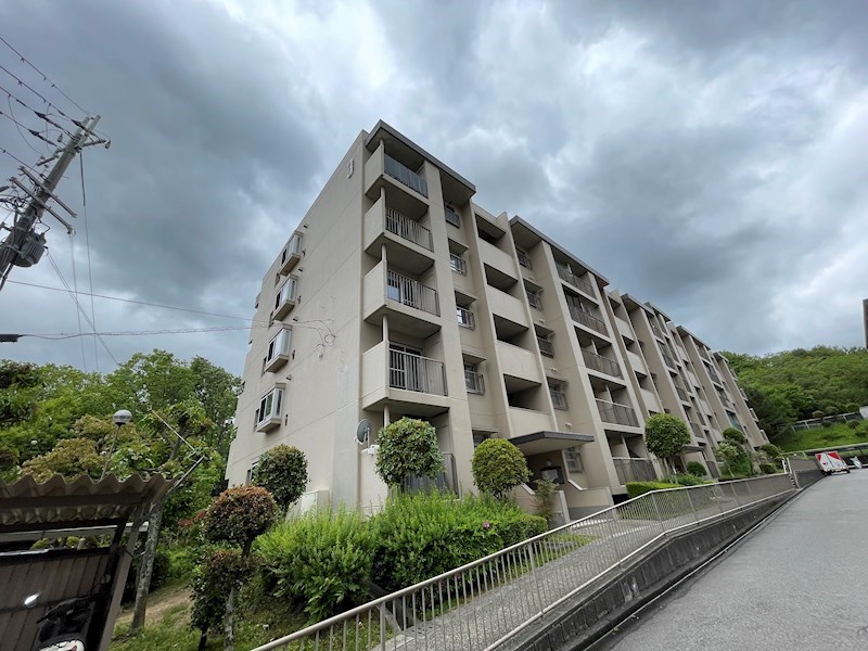 鈴蘭台第1住宅3号棟