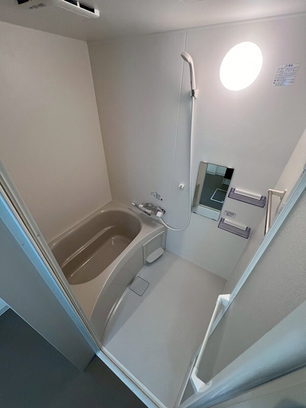 物件内観写真5　(同施工同シリーズの新築写真)